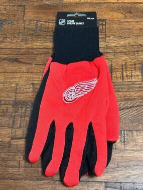 New NHL Hockey Detroit Red Wings 2 Tone Non-Slip Utility Gloves Red One Size NWT